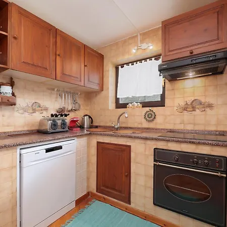 Marina Apartment *